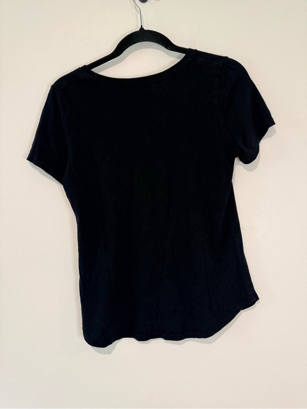 Old Navy EveryWear NYC Graphic Tee Black Cotton T-Shirt Women’s Small Petite - Picture 5 of 6
